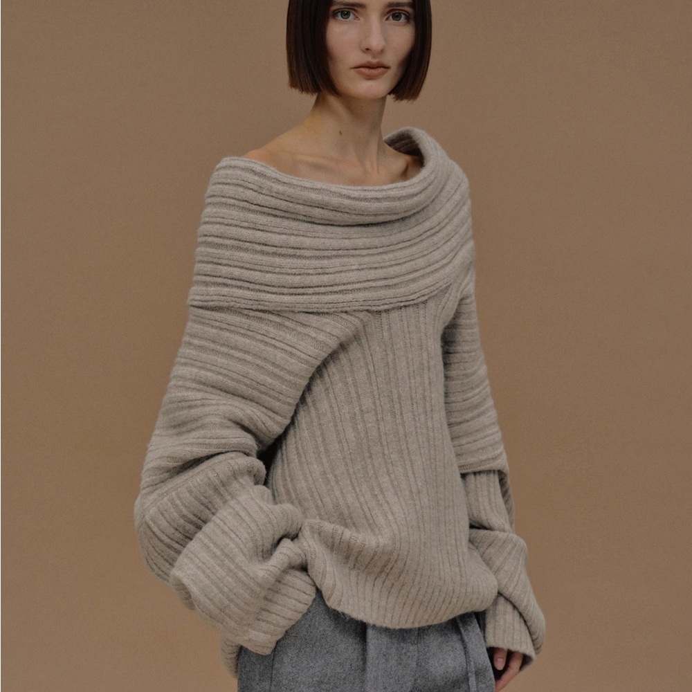 Source Unknown Off-Shoulder Becca Sweater
